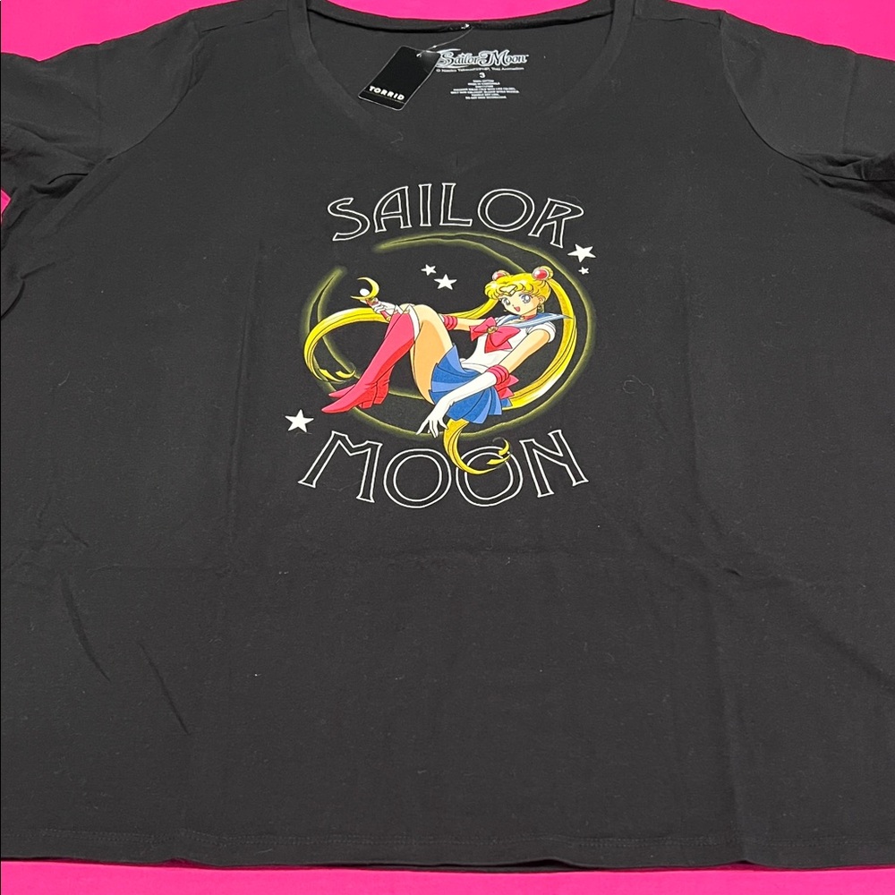 Sailor Moon x Torrid 3XL womens Black Graphic Tee NWT  , perfect condition
